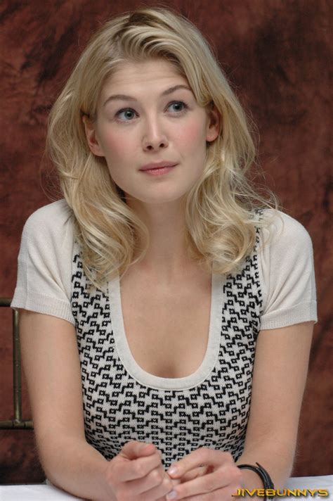 rosamund pikenude|Rosamund Pike nude pictures, onlyfans leaks, playboy photos